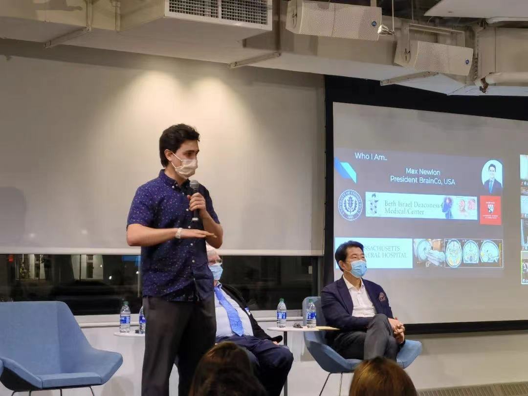 最新技术讨论，探索前沿科技及其对社会影响的深度探讨